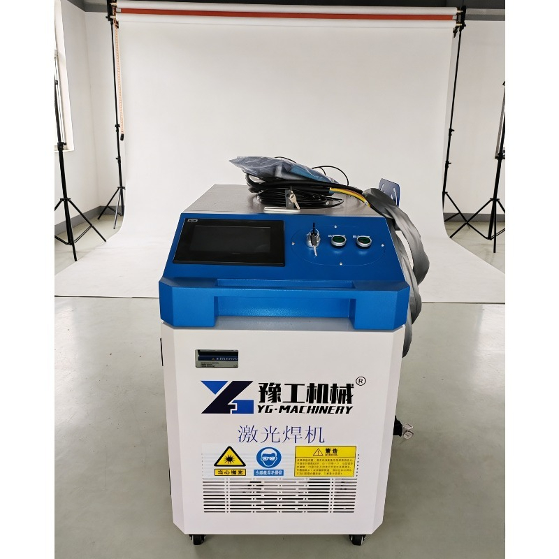Industrial Handheld Laser Welder - ハンドヘルドファイバーレーザー洗浄機 3-in-1 ポータブル溶接機・カッター 1000W 1500W 2000W