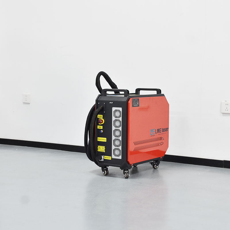 業務用空冷式レーザー洗浄機　ハンドヘルドレーザークリーナー　 - Industrial Laser Cleaner のレビューと価格